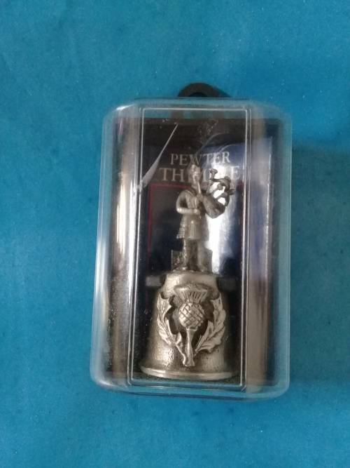PEWTER THIMBLE - SCOTTISH PIPER