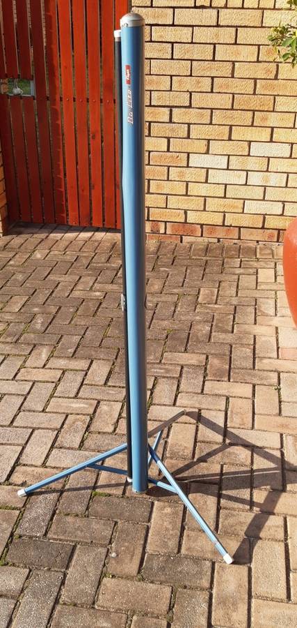 DA -Lite Projection Screen with Tri-pod