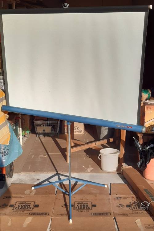 DA -Lite Projection Screen with Tri-pod