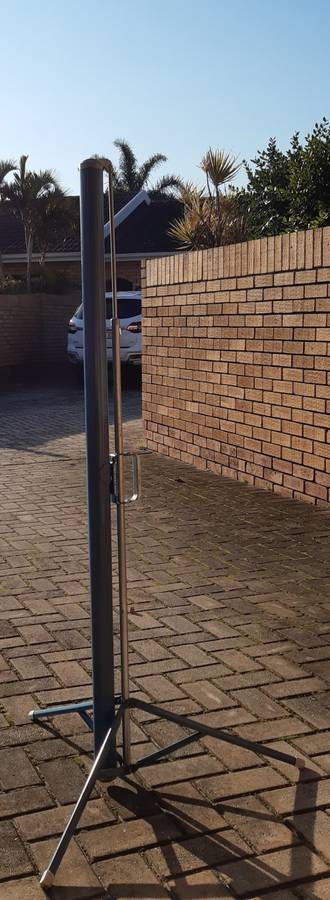 DA -Lite Projection Screen with Tri-pod