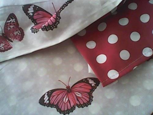 Must Have Butterfly Single Bed Duvet Cover with 1 pillow case (New and Unused)