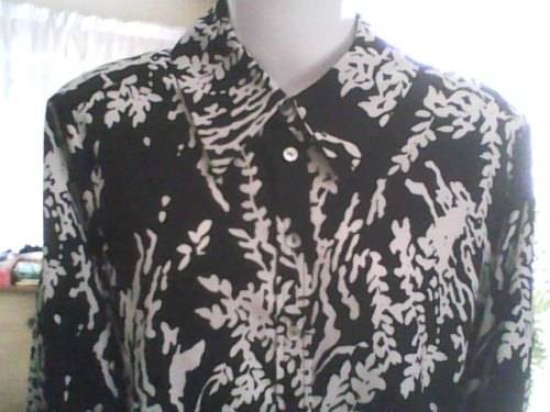 BLACK & WHITE  PENNY C LONG SLEEVED TOP SIZE 18 (40) - VERY GOOD CONDITION