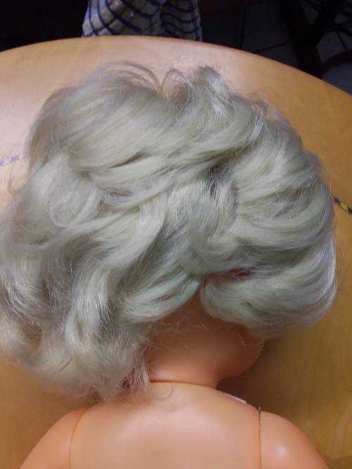 VINTAGE FIRST LOVE DOLL - 48 CM - BEAUTIFULL CONDITION