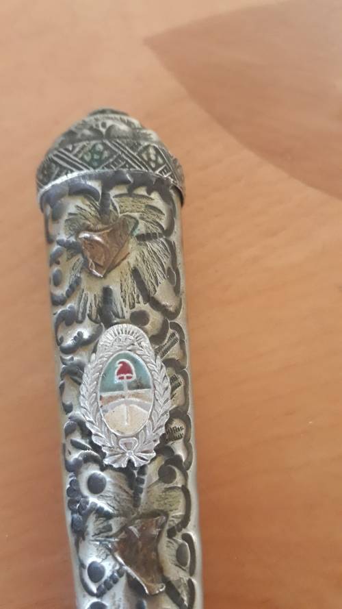 VINTAGE WALL DECORATIVE KNIFE/DAGGER