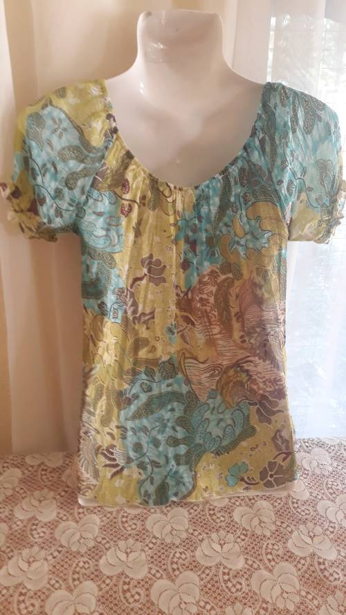 Spring Sensation Top - Pre-Loved