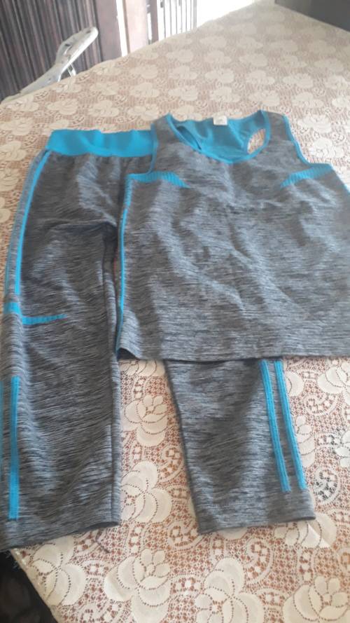 Active Sports Wear - Pre-Loved - Grey and Neon Blue