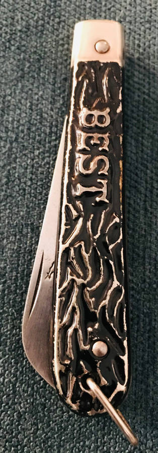 Stunning Okapi Collectable Knive!!! In Good Condition!! Don`t miss Out!!