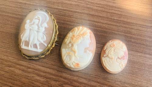 3x Rare Collectable Vintage Cameo Pieces!