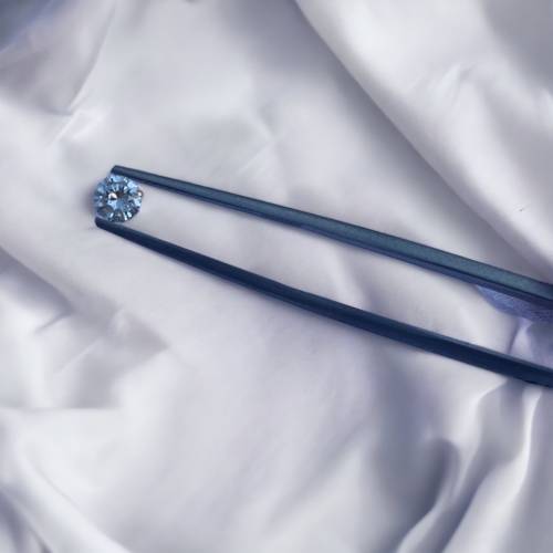 Value-R15400.00 Brilliant Cut Diamond 0.3850cts Diamond!