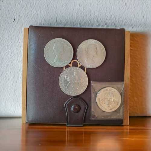 Rare vintage collectors Canadian coin set with other rare coins