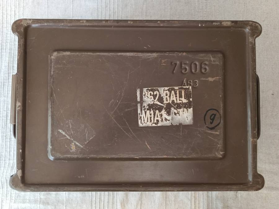 Vintage collectors army ammunition crate, perfect as a tool / storage box