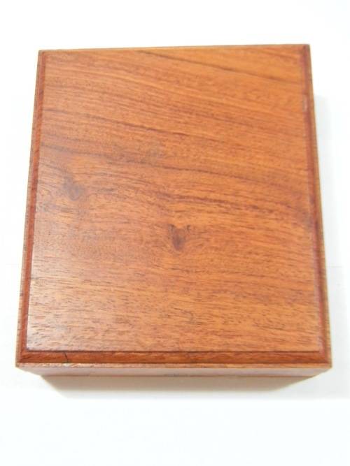 Empty Rosewood Box with History in Gold Plaque inside to fit a 1/4oz & 1/10th oz Gold Krugerrand