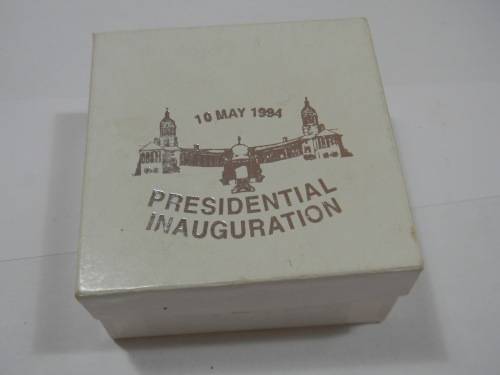 Empty Sa Mint Parliamentary VIP White Leather Box for Silver Inauguration R1 Proof