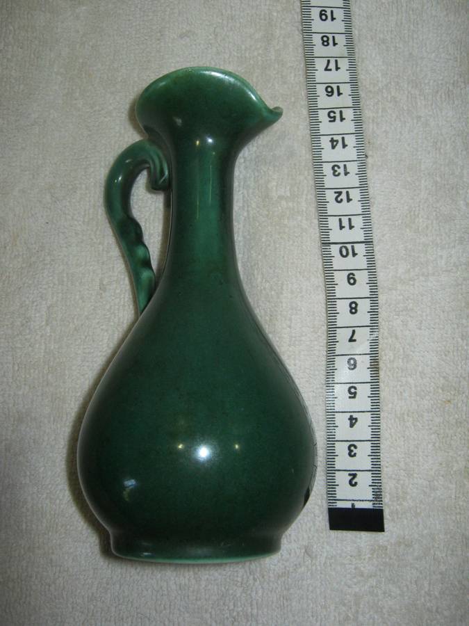 Lucia  dark green vase very good condition