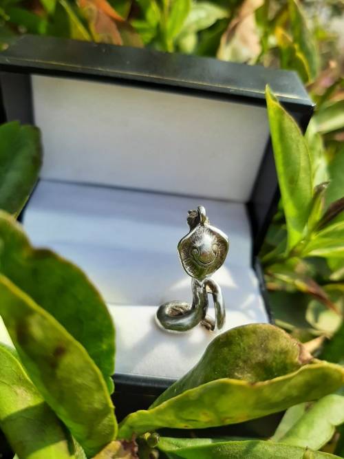 RARE STERLING SILVER ANTIQUE COBRA SNAKE PENDANT