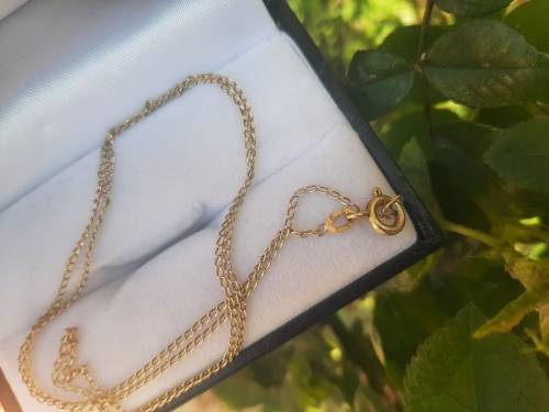 9CT SOLID GOLD CHAIN