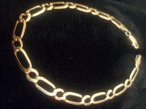 9CT SOLID GOLD 5MM HAND CHAIN