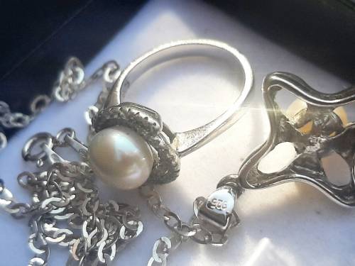 STERLING SILVER CULTURED PEARL SET