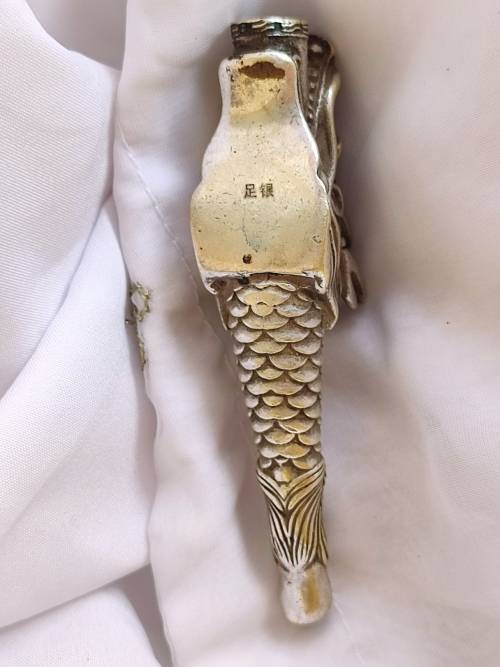 VINTAGE DRAGON CIGARETTE HOLDER