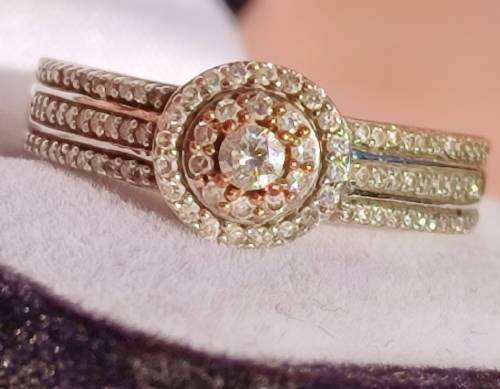 9CT DIAMOND DESIGNER HALO RING