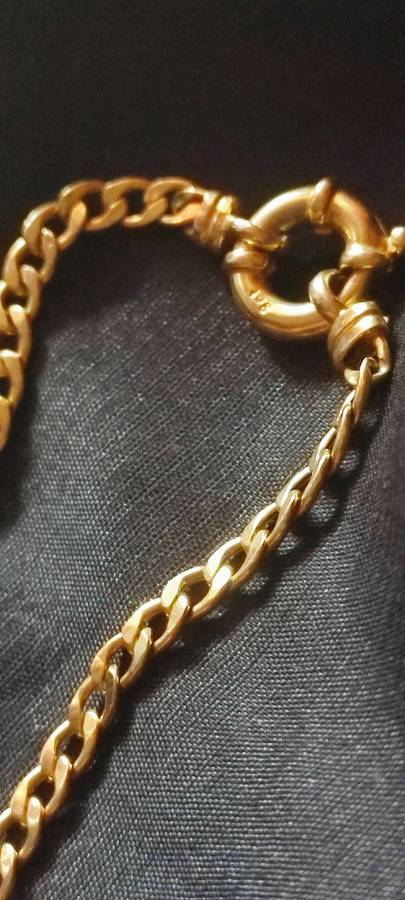 9CT GOLD SIGNORETTI CLASP BRACELET