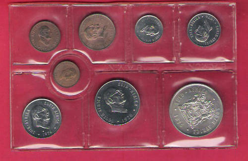 1976 UNCIRCULATED MINT SET WITH SILVER RAND