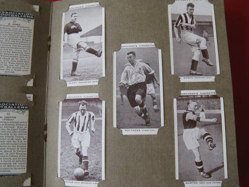 COMPLETE CIGARETTE CARD ALBUM - FAMOUS FOOTBALLERS 50 CARDS