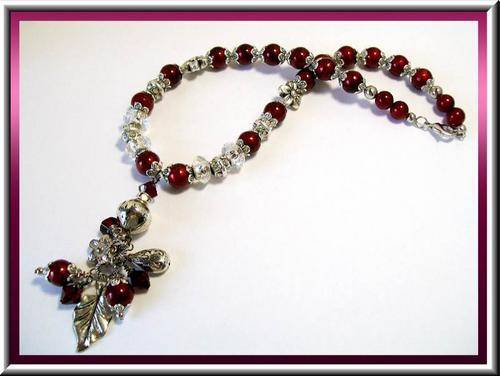 Beautiful Necklace with Drop Pendant