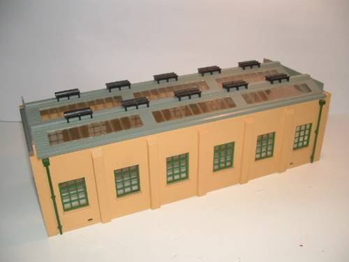 Hornby Dublo Engine Shed (2 - Road)