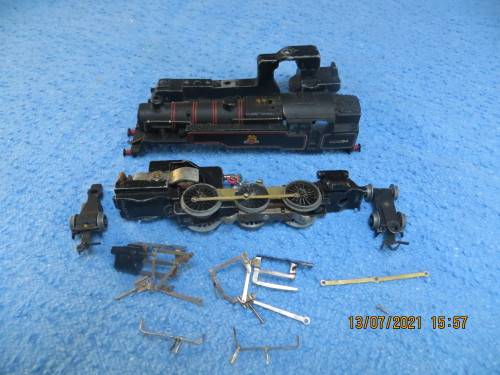 Hornby Dublo EDL18 - BR 2-6-4T Engine Parts