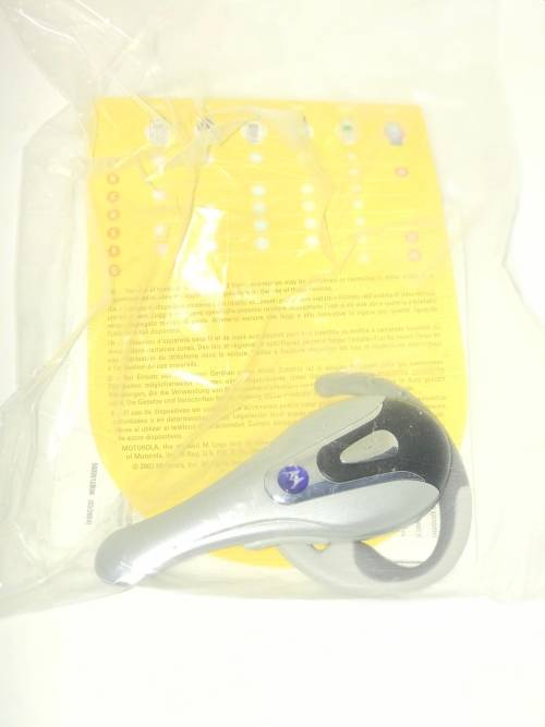 Retro Feature Phone -Motorola C380 + Bluetooth Headset + Micro SD Card