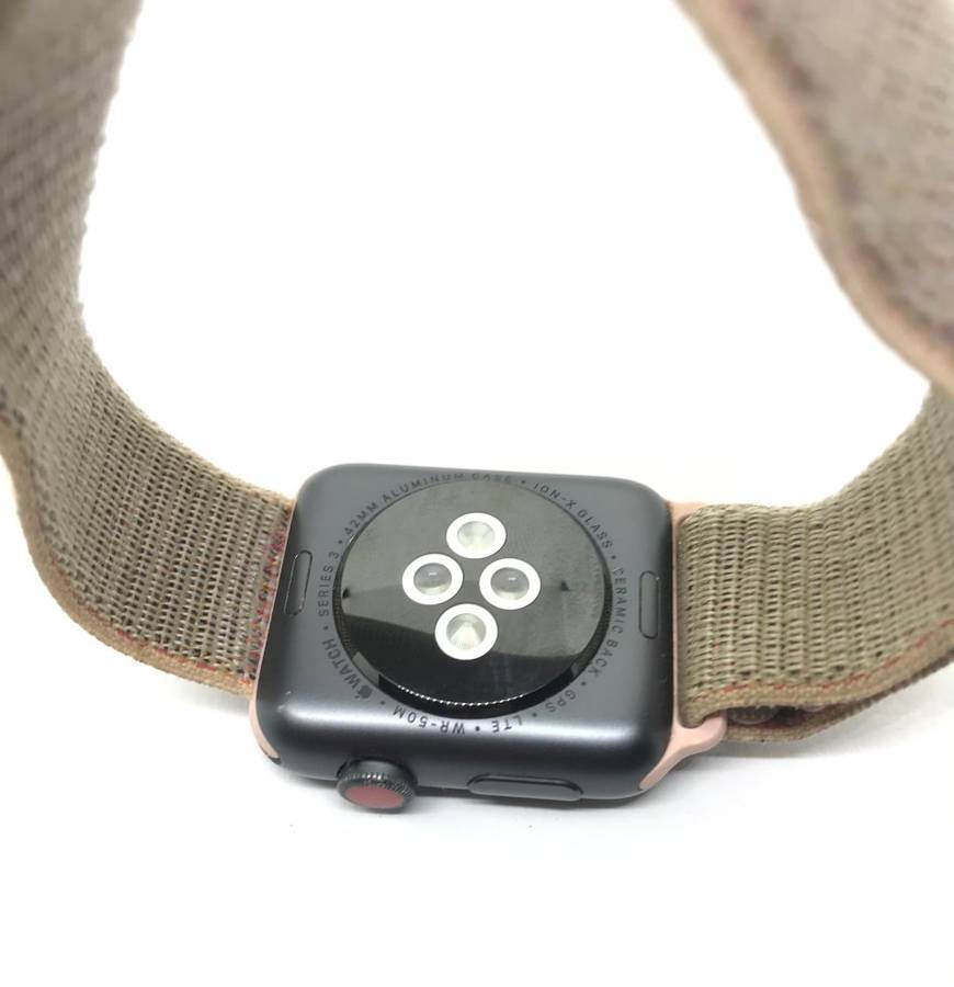 Apple Watch Series 3 42MM  Aluminum Case + Fabric Band