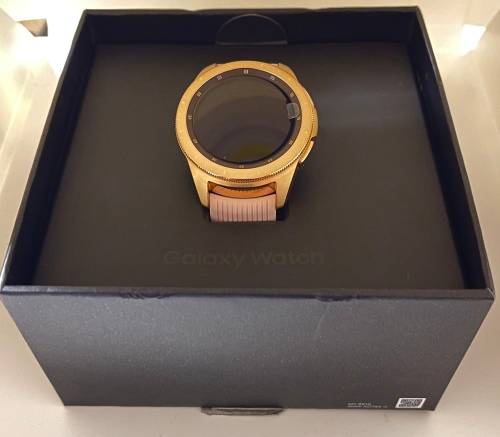 Warehouse clearance !! Galaxy Watch 42MM Bluetooth