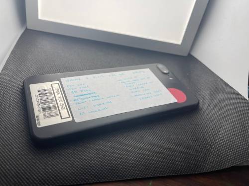 Warehouse Clearance : IPhone 7 Plus 256 GB + No touch ID  (Read Description)