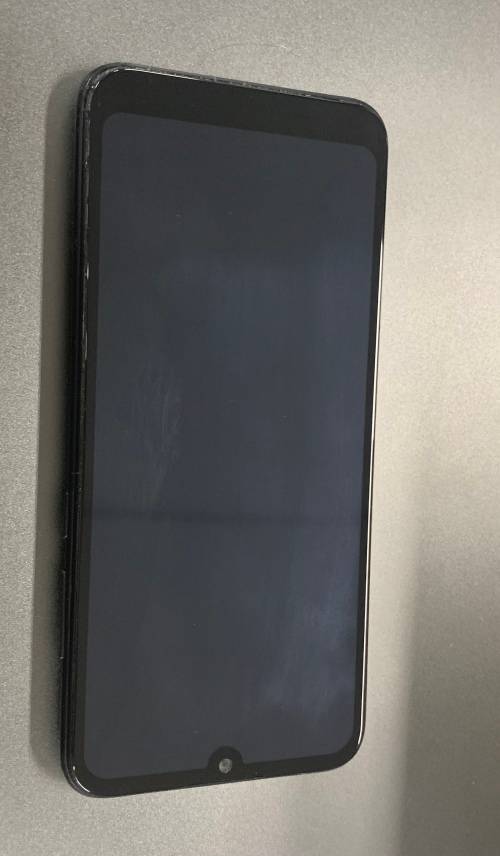 TRADE IN CLEARANCE : HUAWEI Y6 2019 2GB RAM 32GB MEMORY