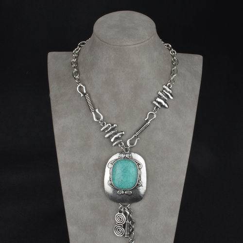 Crazy R1 auction - Fashion Necklace in Tibetan Silver, with lovely turquoise