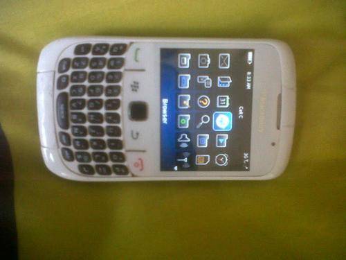 BLACKBERRY 9300. No Reserve.