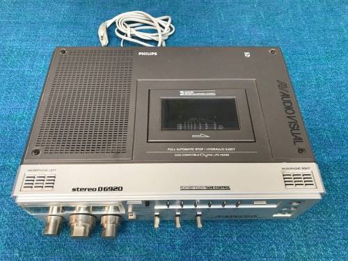 PHILIPS Stereo Portable AV AUDIO VISUAL D6920 Kassetten-Recorder  in very good condition