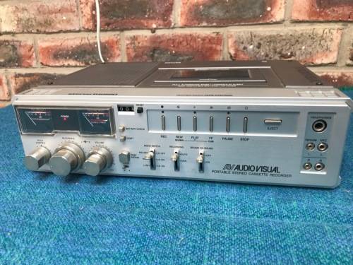 PHILIPS Stereo Portable AV AUDIO VISUAL D6920 Kassetten-Recorder  in very good condition