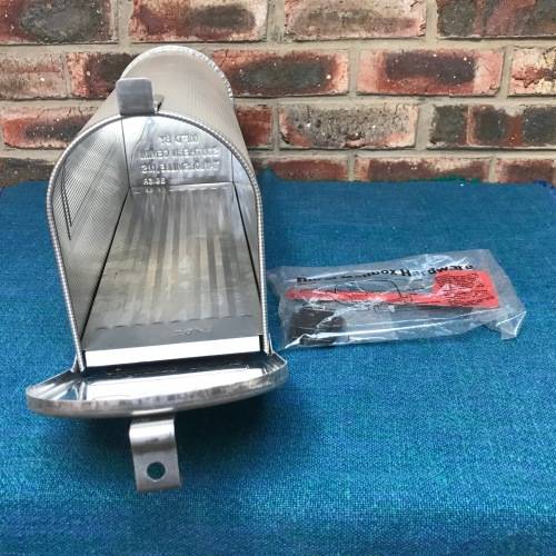 US MAIL BOX , VINTAGE , BUT NEVER USED, STILL IN ORIGINAL BOX