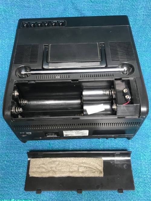 INTERVISION TV RADIO CASSETTE COMBI,  VINTAGE COLLECTORS ITEM