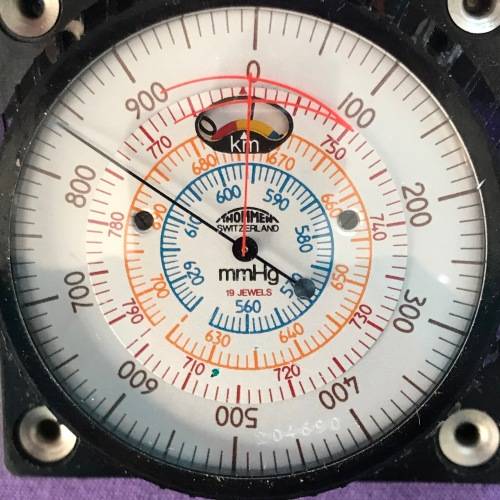 Thommen Switzerland old altimeter + barometer,  19 jewels,  in pouch