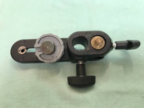 Manfrotto 143BKT camera rail for 143