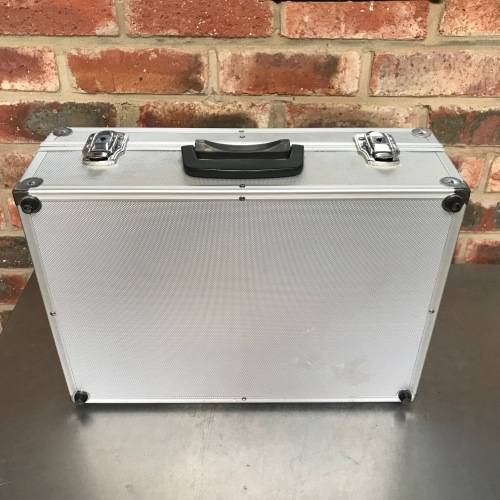Aluminium Briefcase, Case, tool box, carring case, 33cm x 46cm x 16cm