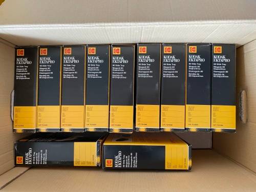 Kodak Ektapro Carousel / S-AV 2000 Projector Slide Tray / Magazine LOT A  (Lot of 13 trays)