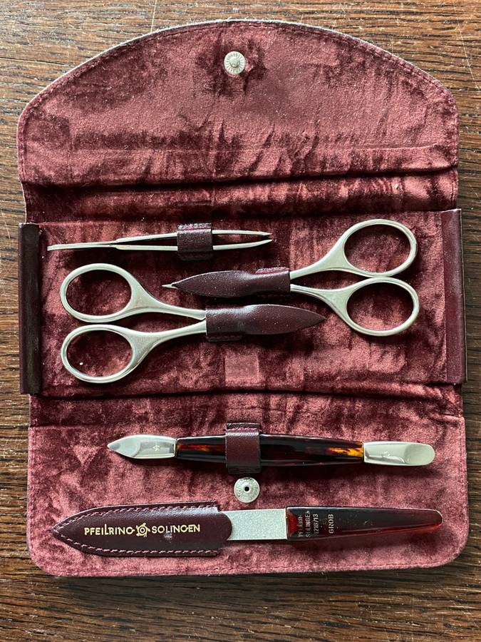 Pfeilring Vintage Manicure Set Made In Solingen Germany, preowned (Lot 2)