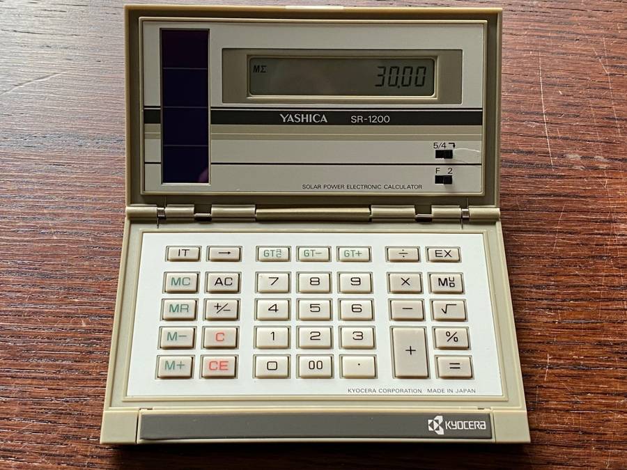 Yashica Kyocera Solar Calculator SR-1200 brand new,vintage, made in Japan, OFFER VALID UNTIL 15.6.25