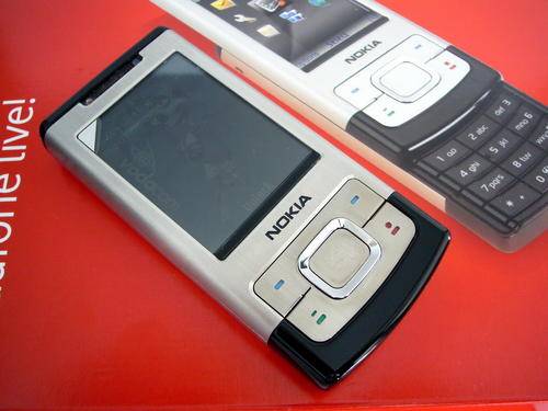 NOKIA 6500 SLIDE silver as new - never used - bargain