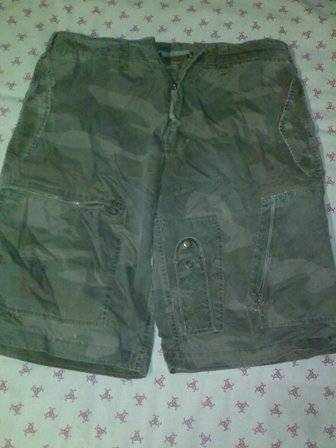 Old Khaki - Camo shorts - Size 36