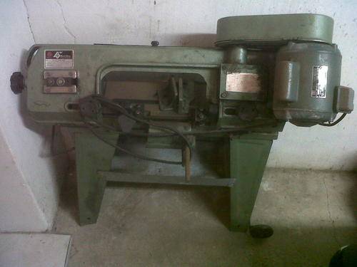 ELECTRIC BAND SAW